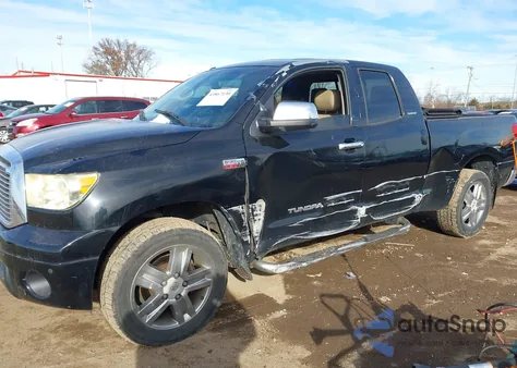 2010 Toyota Tundra Limited 5.7L V8 из США, поврежденный, VIN 5TFBW5F18AX122361